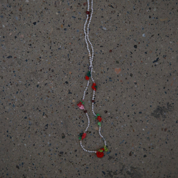 Antomoon necklace ATM-Antomoon-4-05-beads and flowers (Antomoon-4-01)